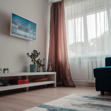 Апартаменты Rigas Ielas Apartamenti 1 Валмиера Экстерьер фото