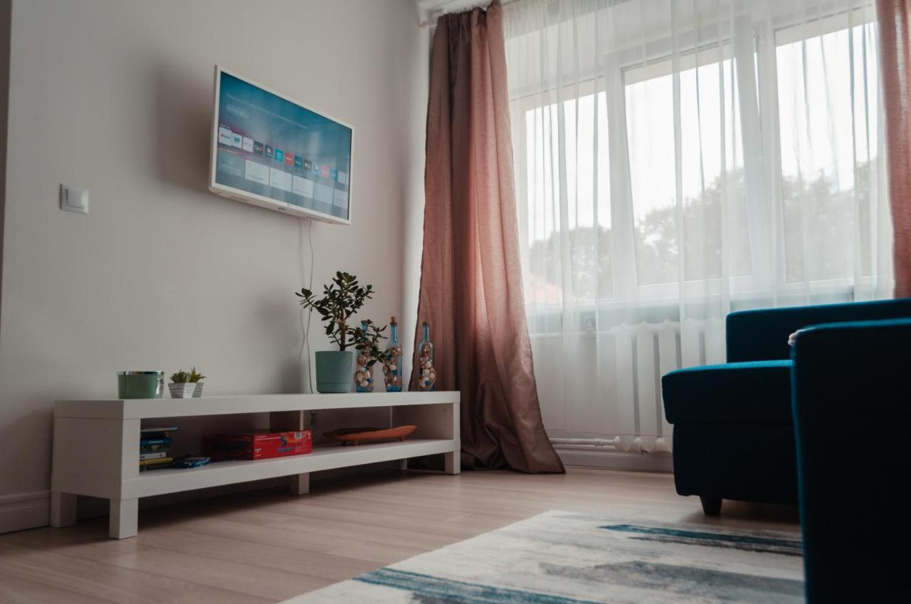 Апартаменты Rigas Ielas Apartamenti 1 Валмиера Экстерьер фото